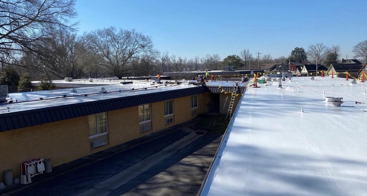 Commercial Roofing Rana team providing roofing service in Murfreesboro, TN